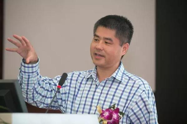 南方科技大学计算机科学与工程系教授.jpg